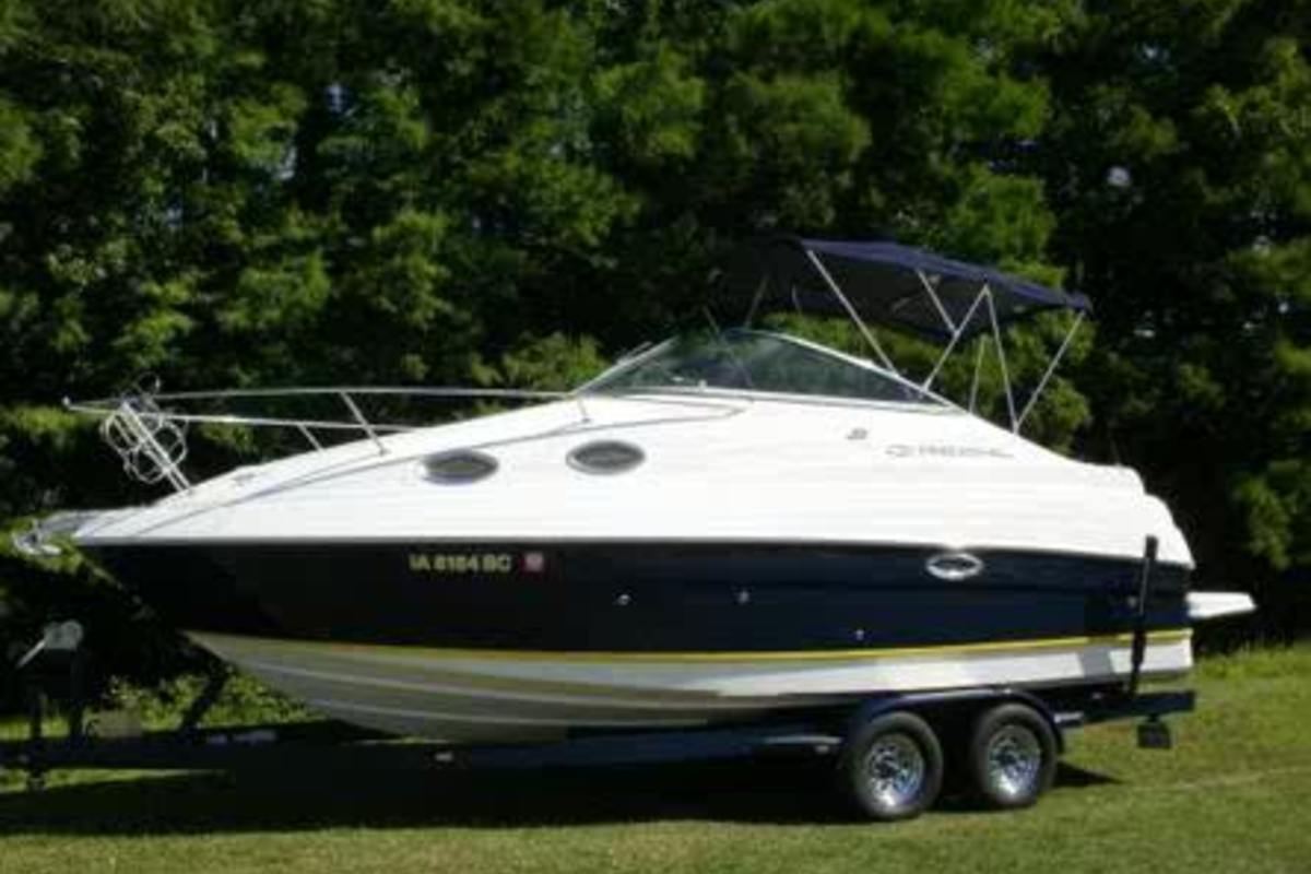 2005 Regal Commodore 2465, 0