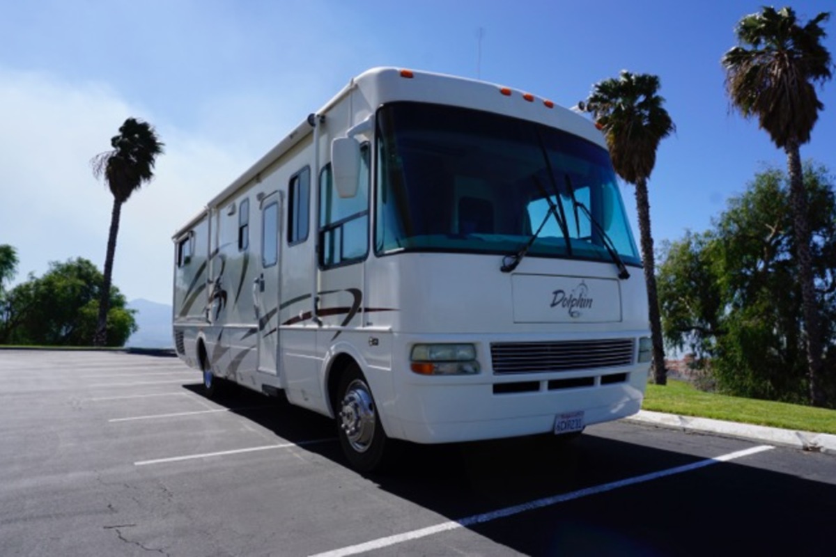 2004 National Dolphiin 5342, 2