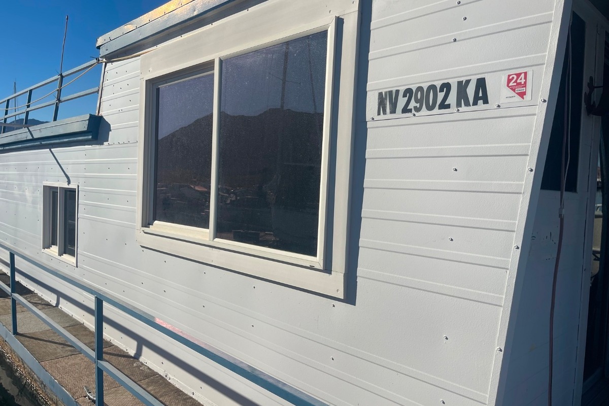 1969 RICHLINE HOLIDAY HOUSE, 2