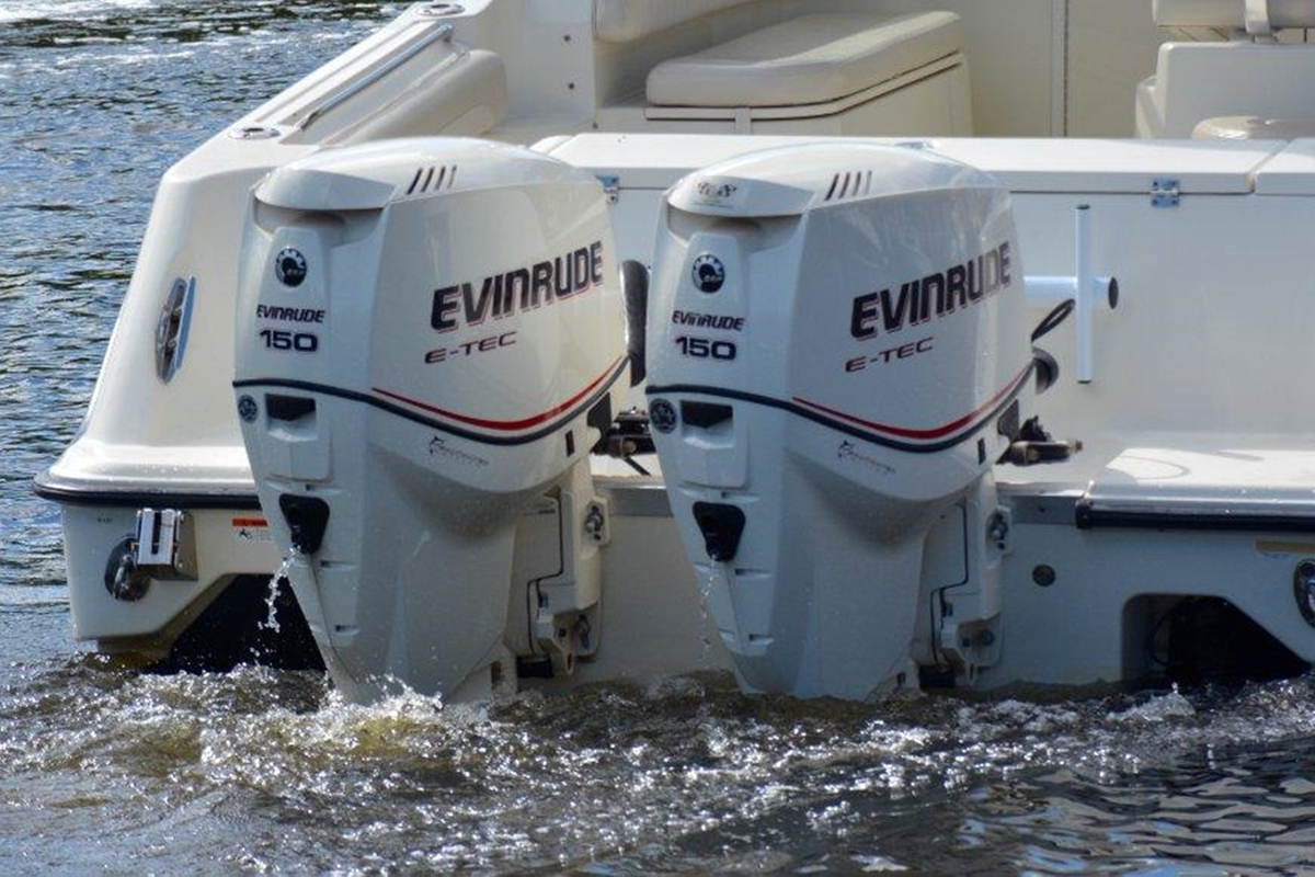 2007 Hydra-Sports Custom 2500 VX Vector Express, 10