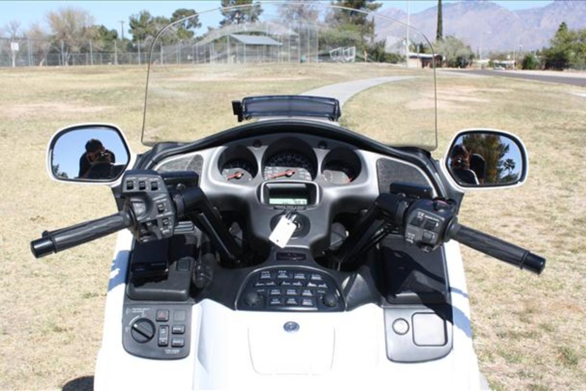 2005 Honda Gold Wing, 6