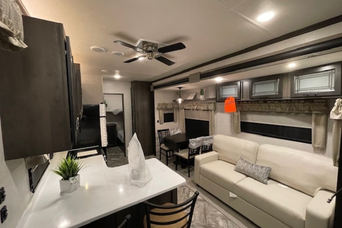 2024 HL ENTERPRISE GEORGIANBAY GB39BH GREY, 2