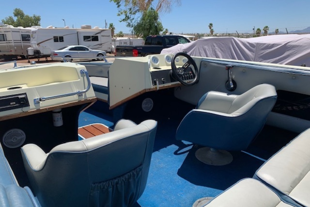 1988 Seaswirl Spyder 202, 20
