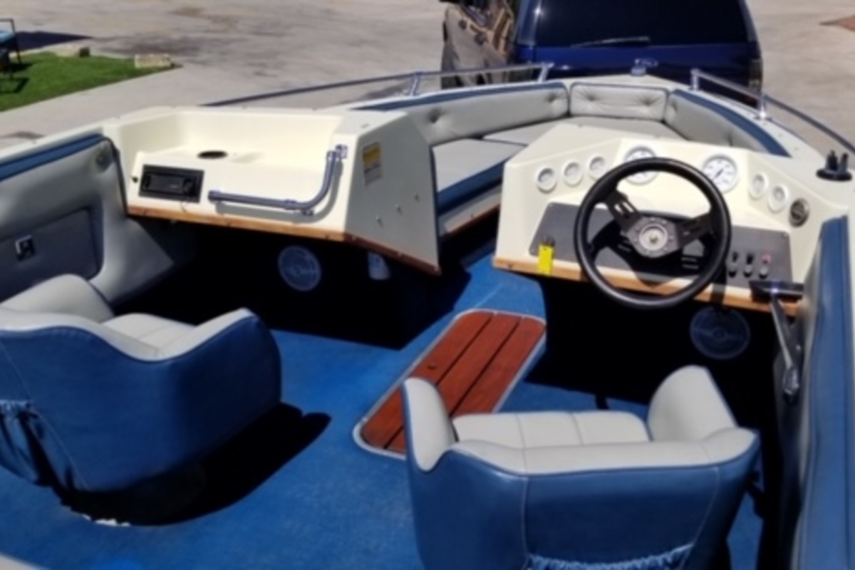 1988 Seaswirl Spyder 202, 9