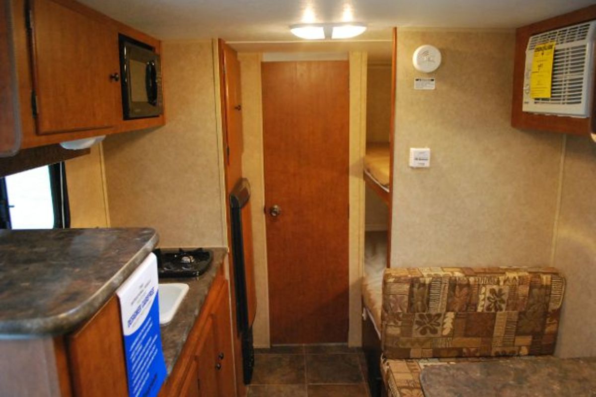 2013 Skyline Nomad 186, 2