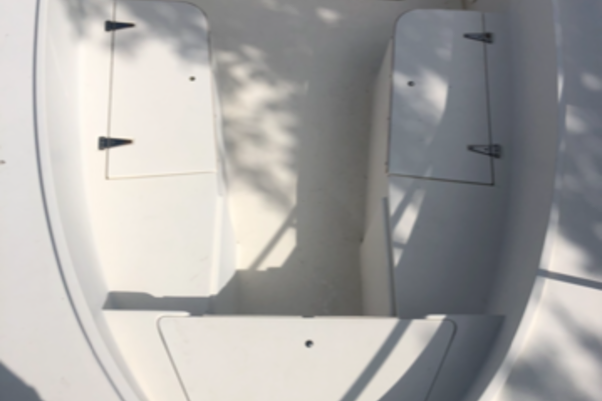 1991 Mako 221, 8