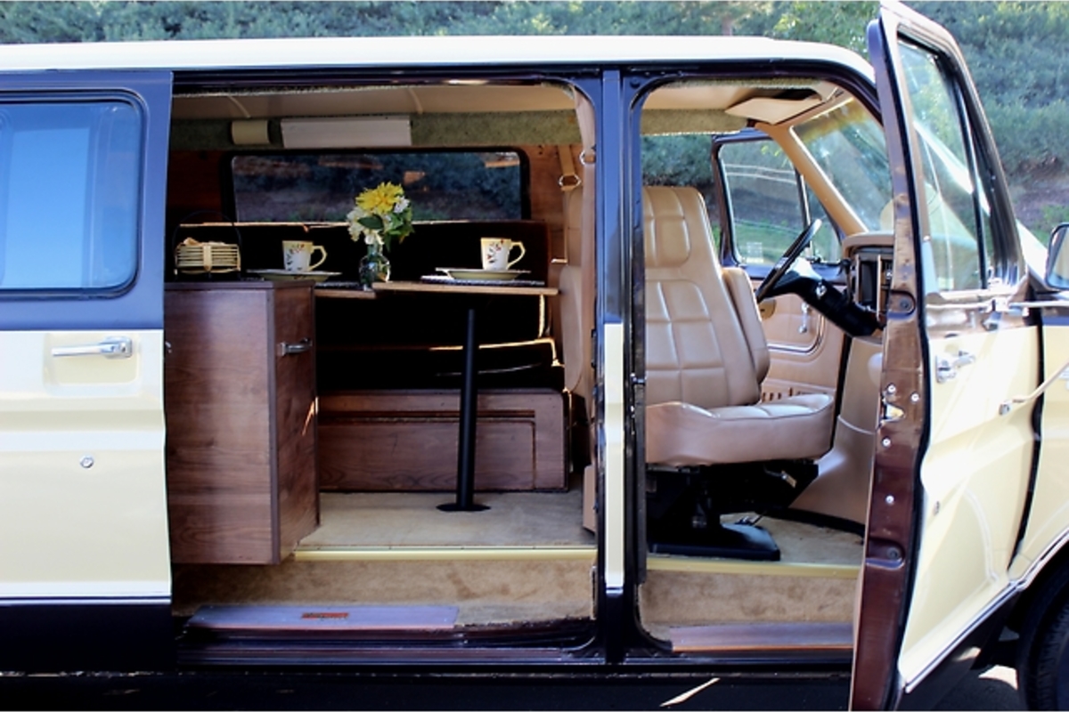 1983 Ford E150 SUPERVAN XL, 3