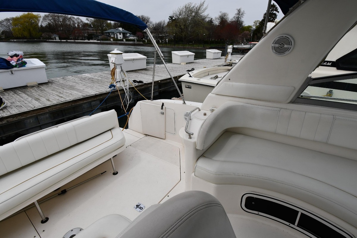 2001 Sea Ray 290 Sundancer, 8