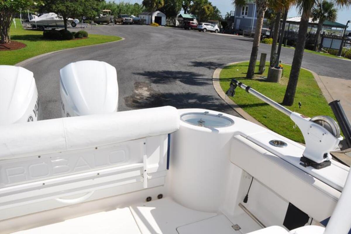 2017 Robalo R302, 9