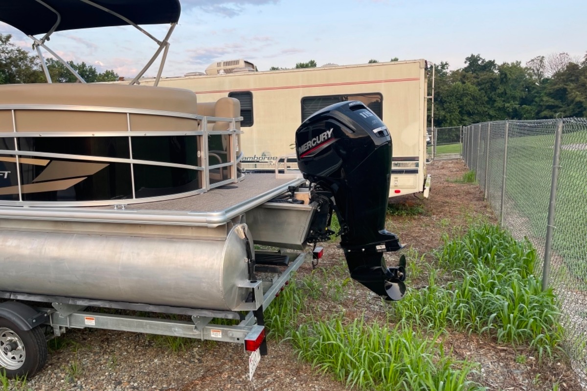 2021 Starcraft Marine Lx22, 2