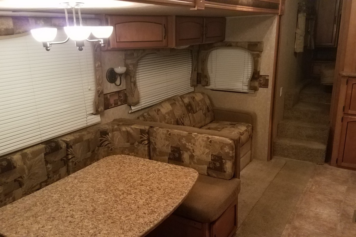 2011 Palomino Puma 259RBSS, 7