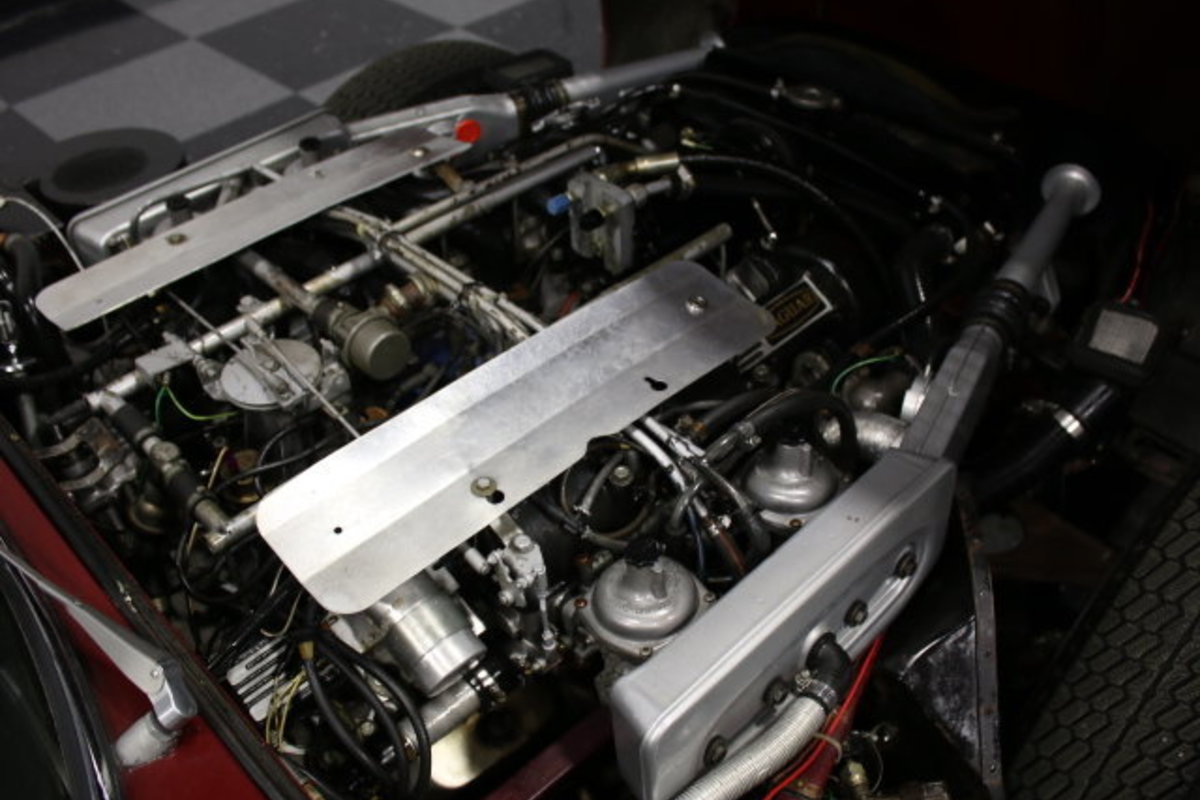 1974 Jaguar XKE, 25
