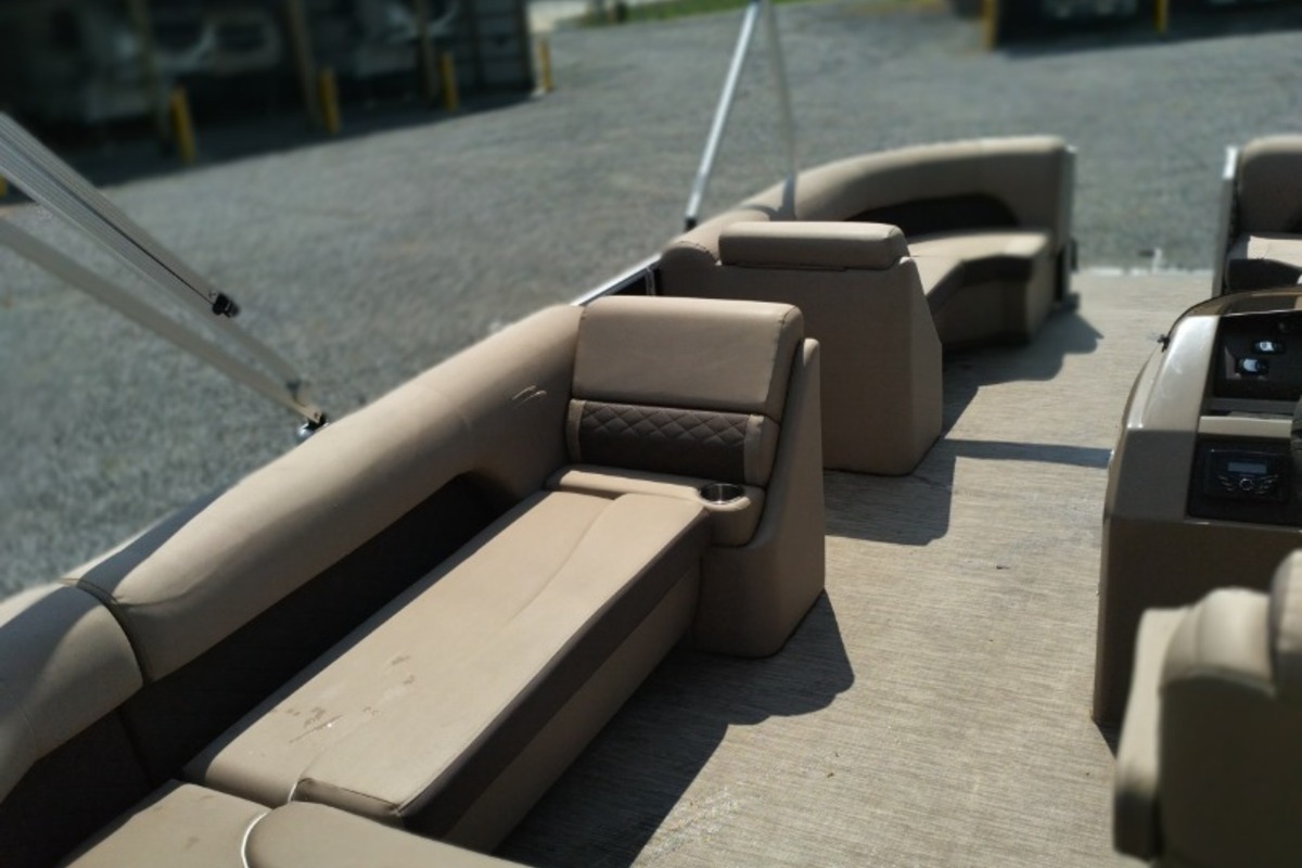 2020 Bennington SX22 Premium, 10