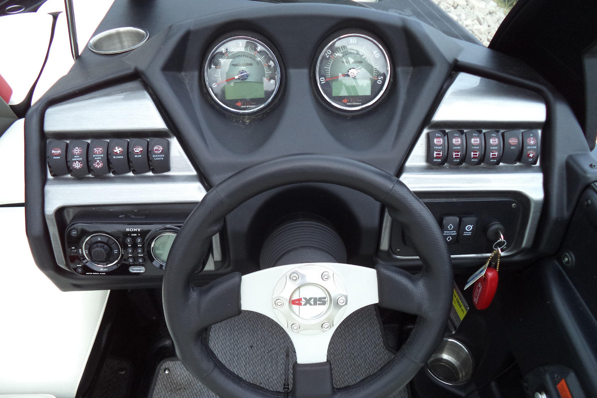 2012 Axis A22, 13