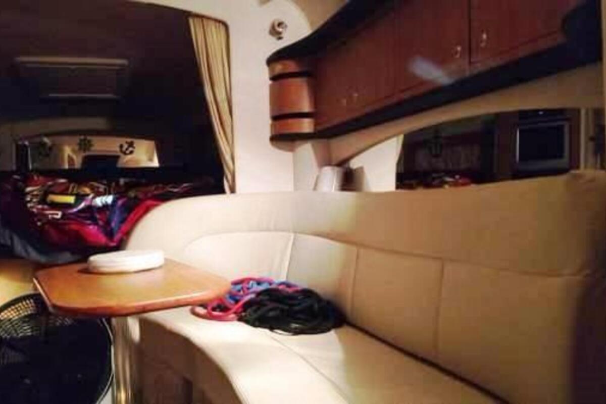 2006 Sea Ray 300 Sundancer, 6