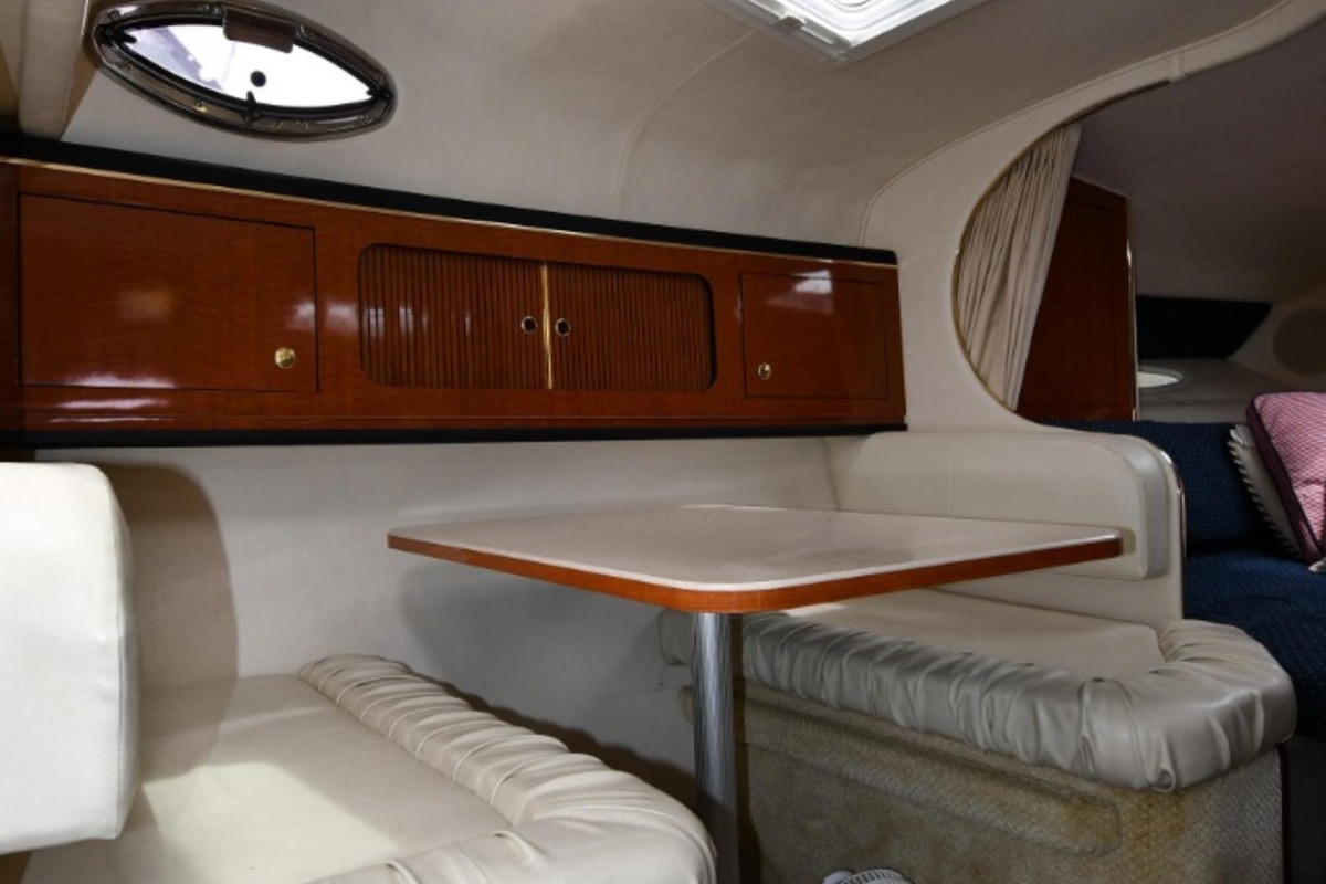 2001 Sea Ray 290 Sundancer, 38