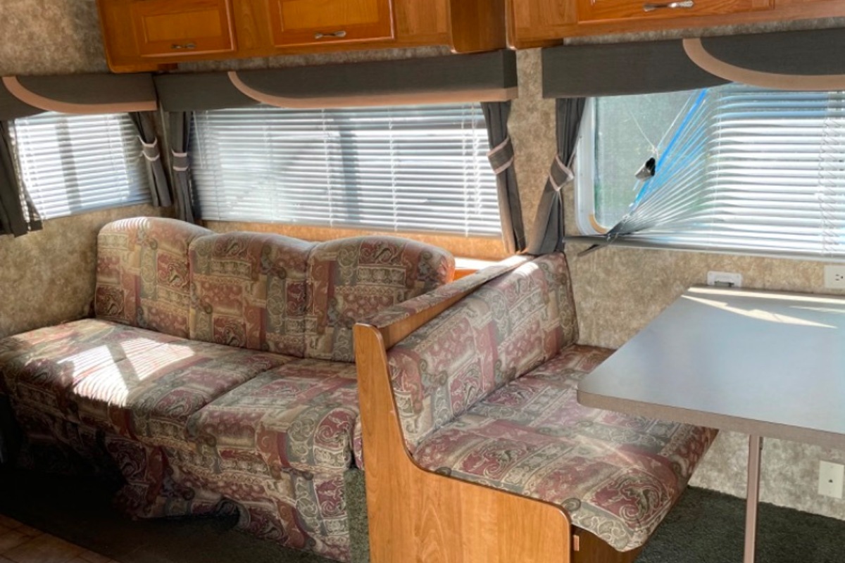 2006 Coachmen Spirit of America 525TBS, 7