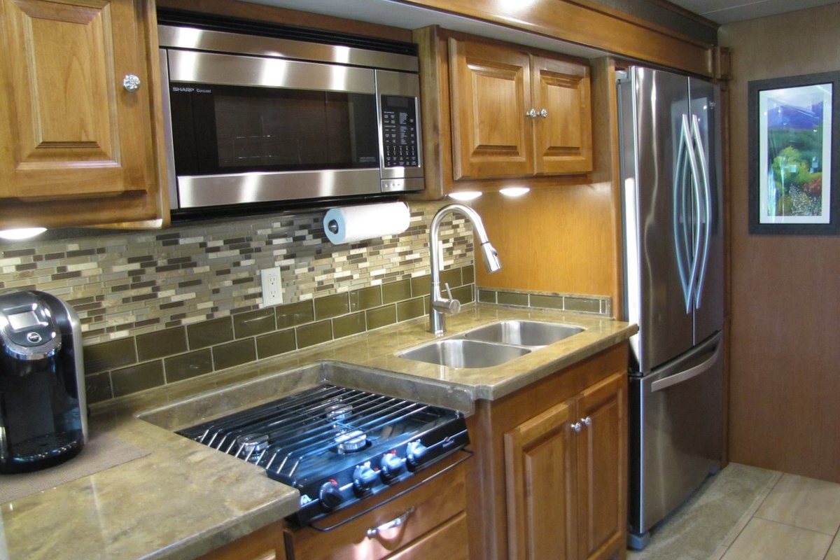 2016 Tiffin Allegro 34 PA, 5