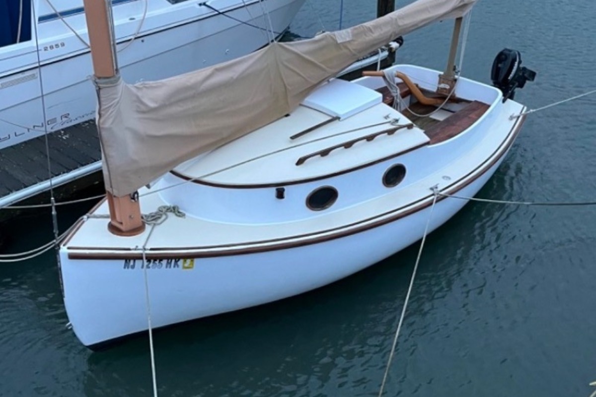 2017 Catboat Catboat Herman cat in Cape May Court House, NJ