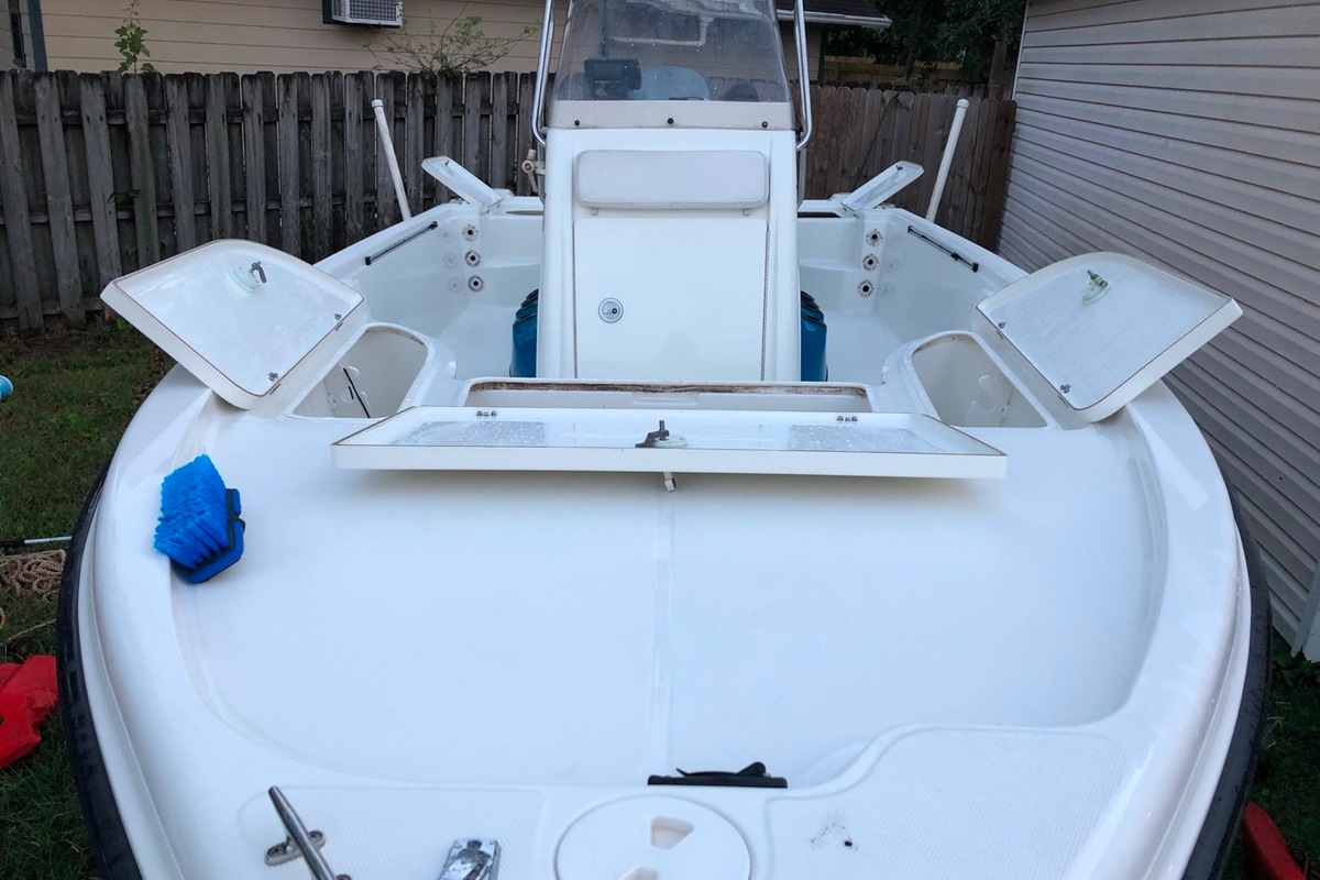 2004 Triton Boats 220 LTS, 9