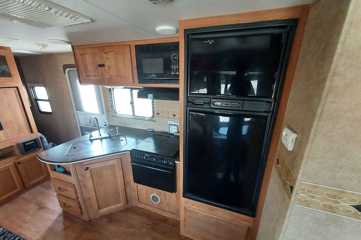 2012 Heartland Northtrail 32BHDS, 6