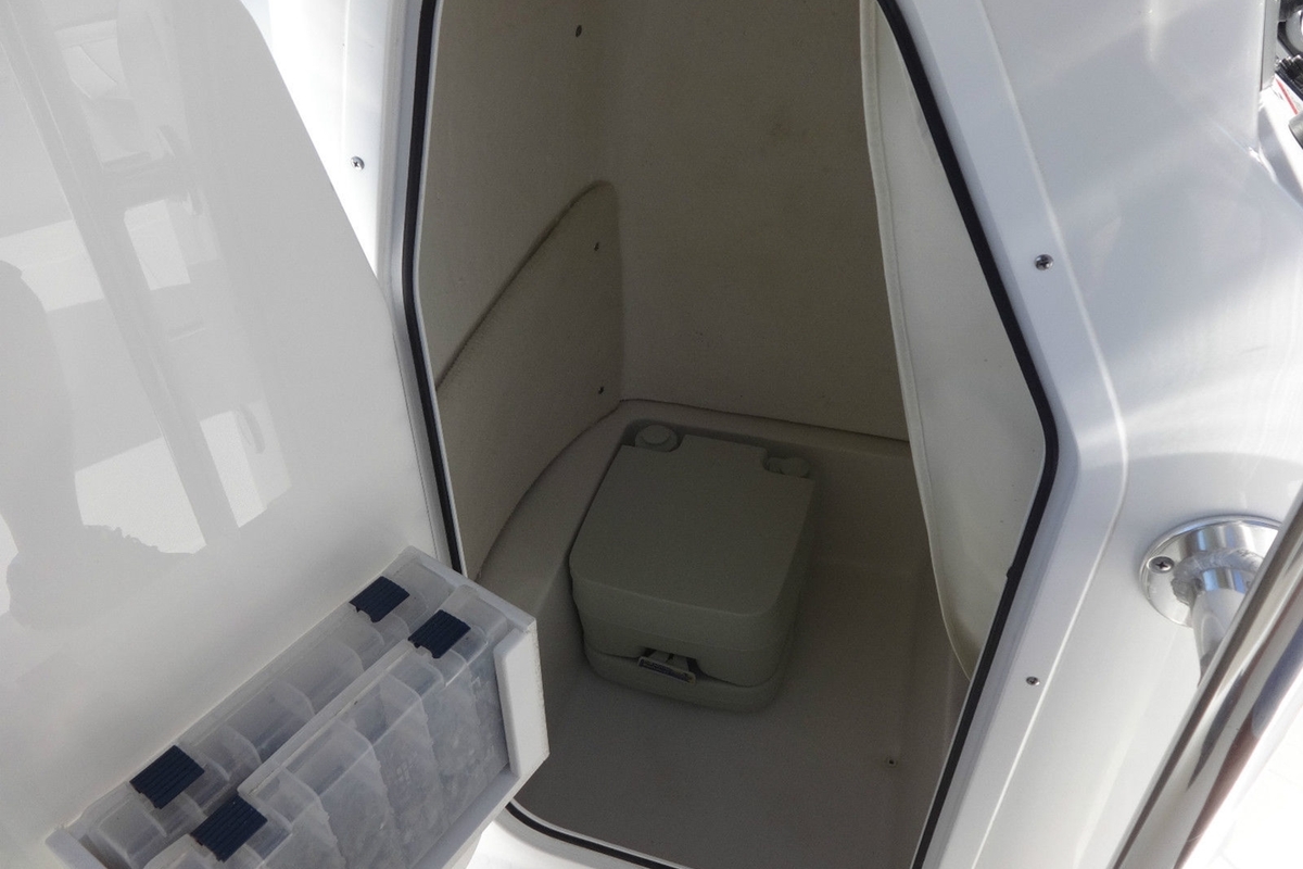 2012 Sea Hunt Triton 210, 11