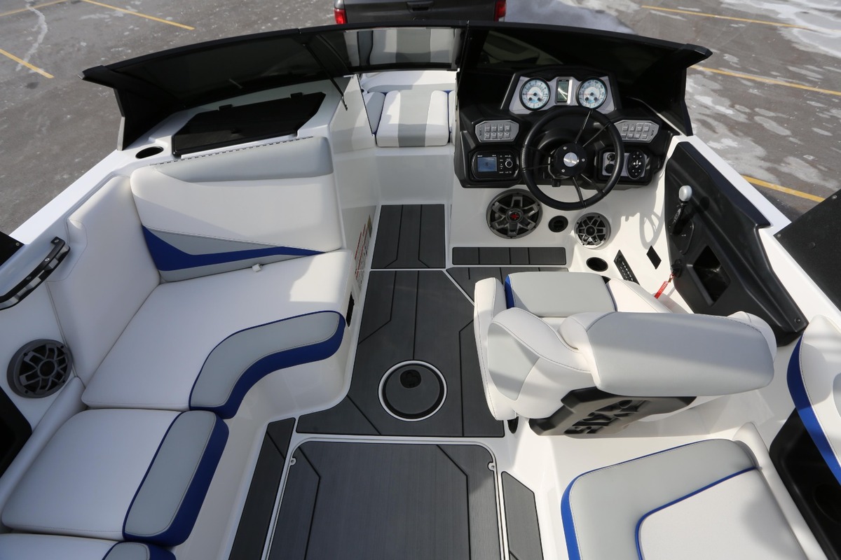 2021 Axis T22, 6
