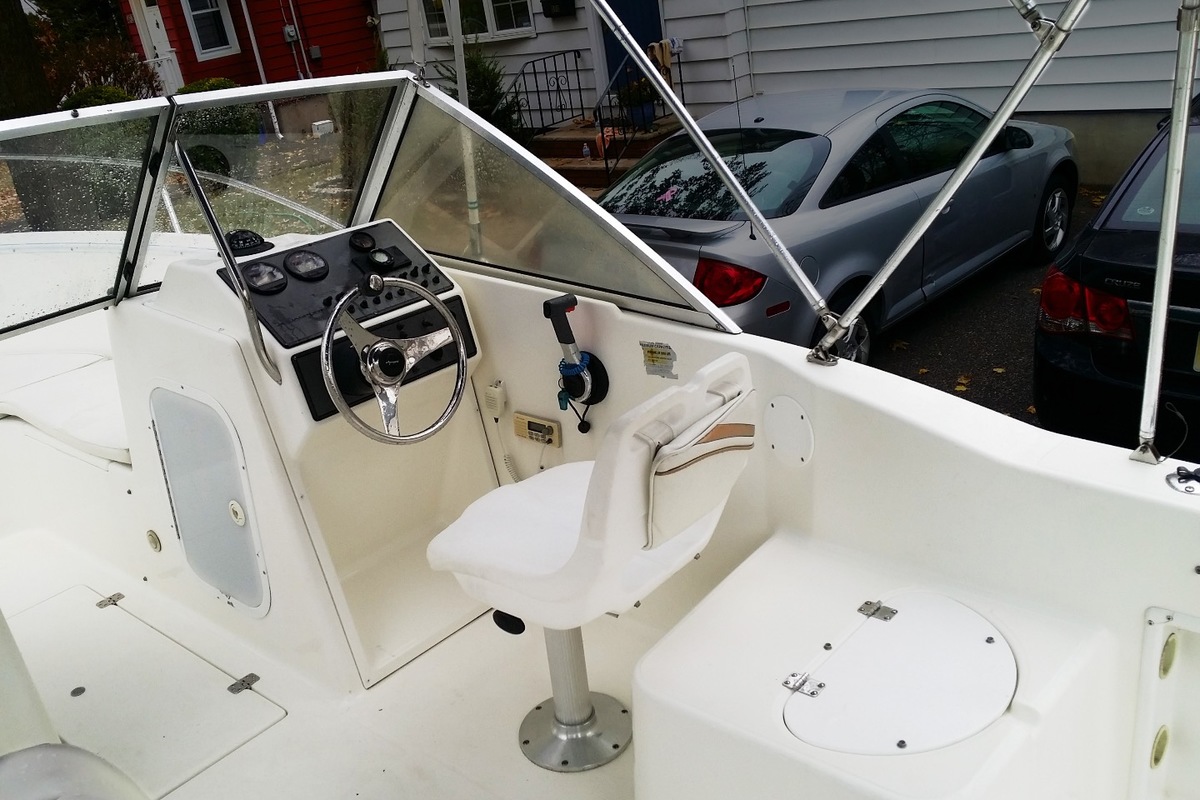 2000 Aquasport 215 Osprey Sport, 7