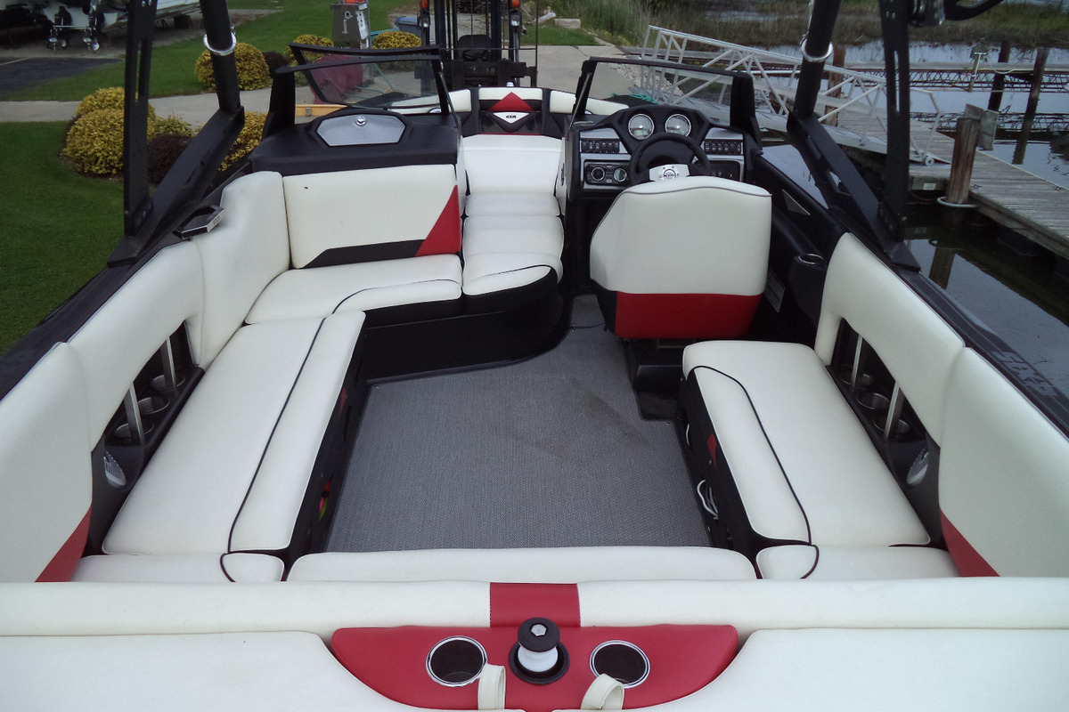2012 Axis A22, 7