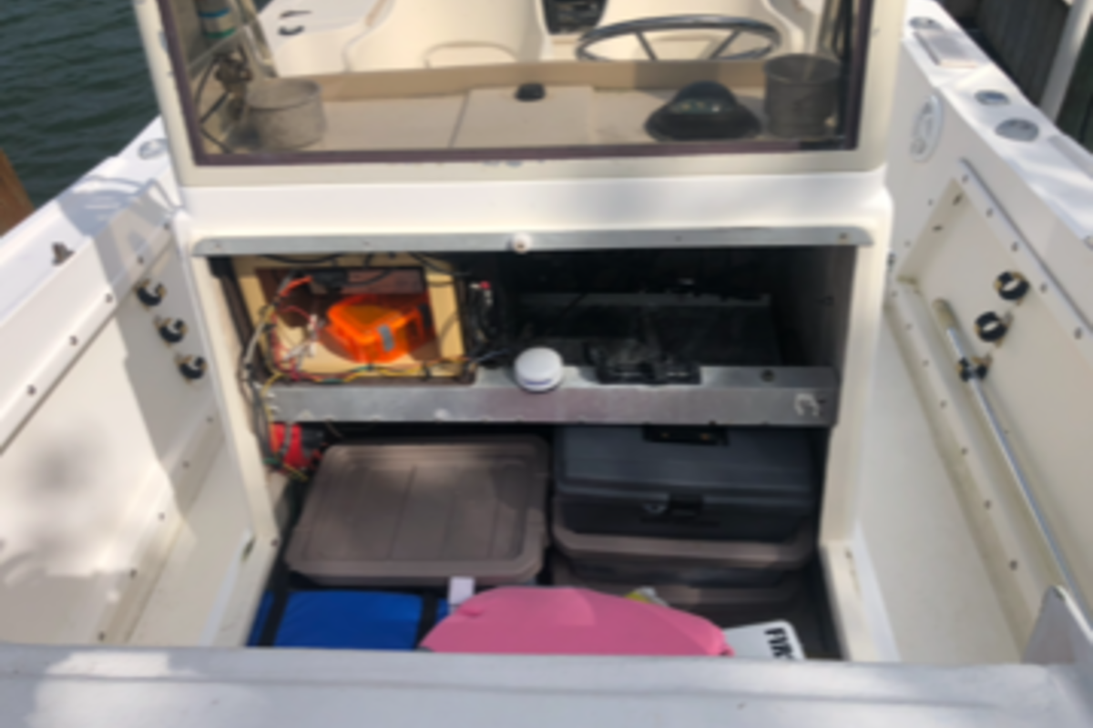 1991 Mako 221, 4