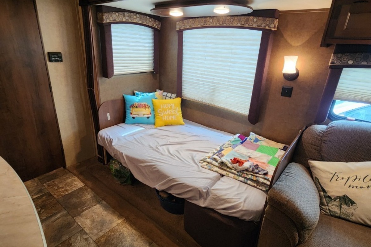 2014 Jayco Jay Flight 33 BHTS, 21
