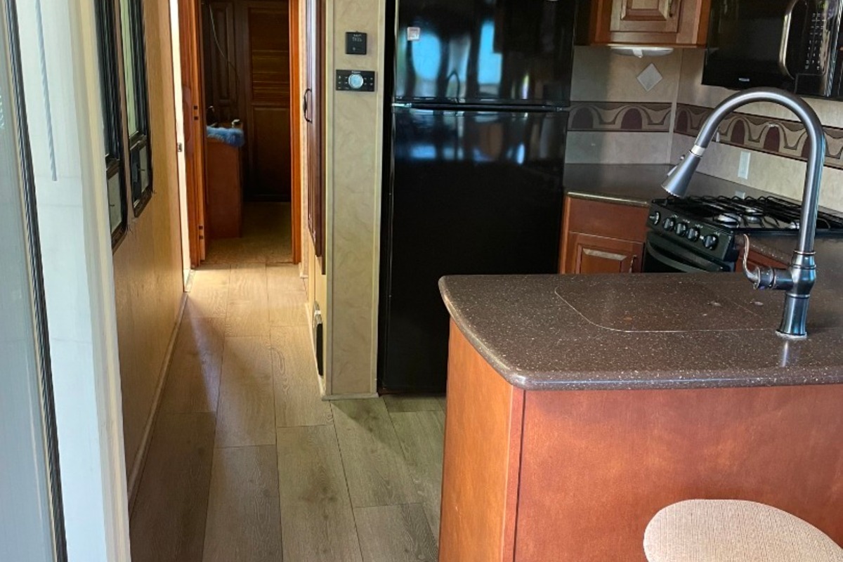 2012 Forest River Cedar Creek 40 CFL (Cottage), 5