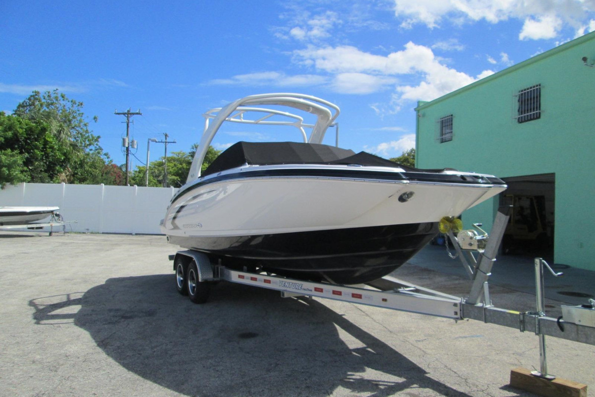 2012 Chaparral 264 Sunesta, 3
