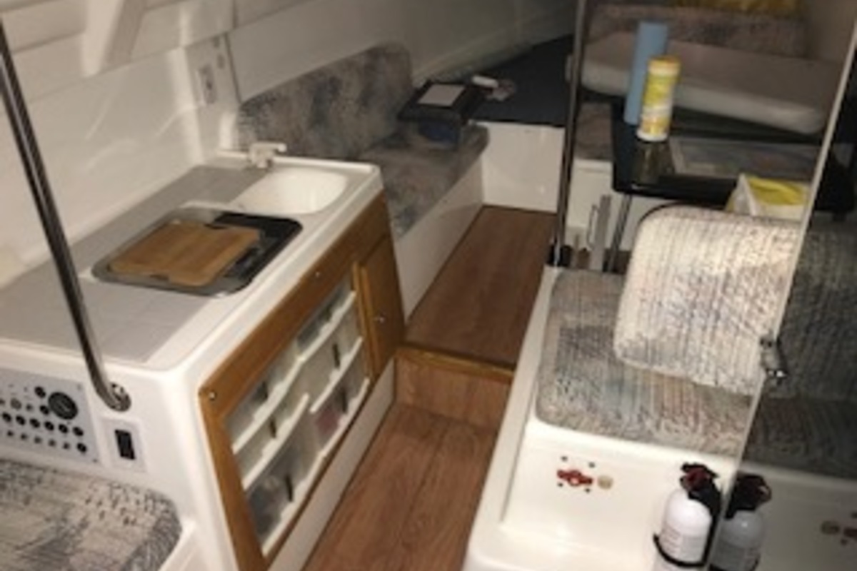 1998 MacGregor 26x, 7