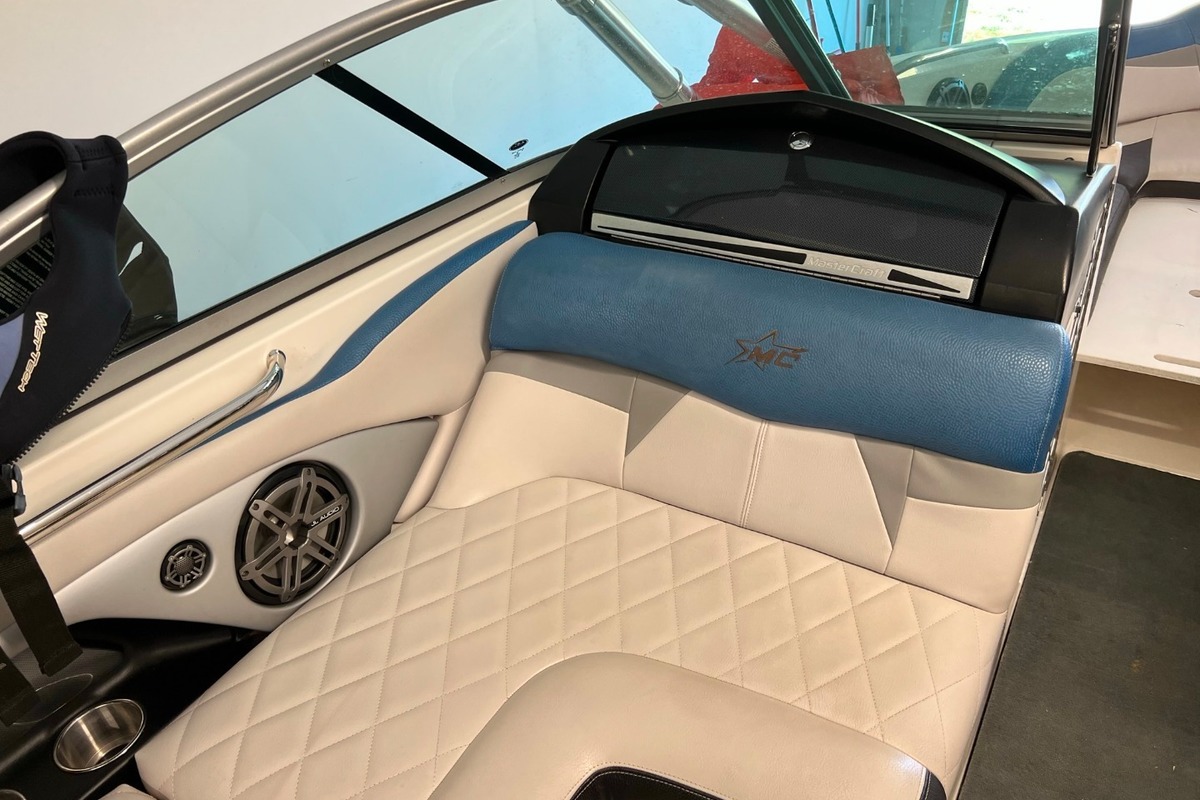 2009 MasterCraft X30 - AVAILABLE NOW !!, 4