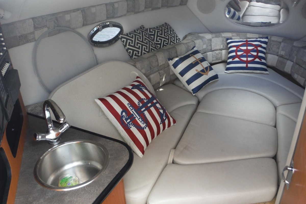 2006 Crownline 275 CCR, 26