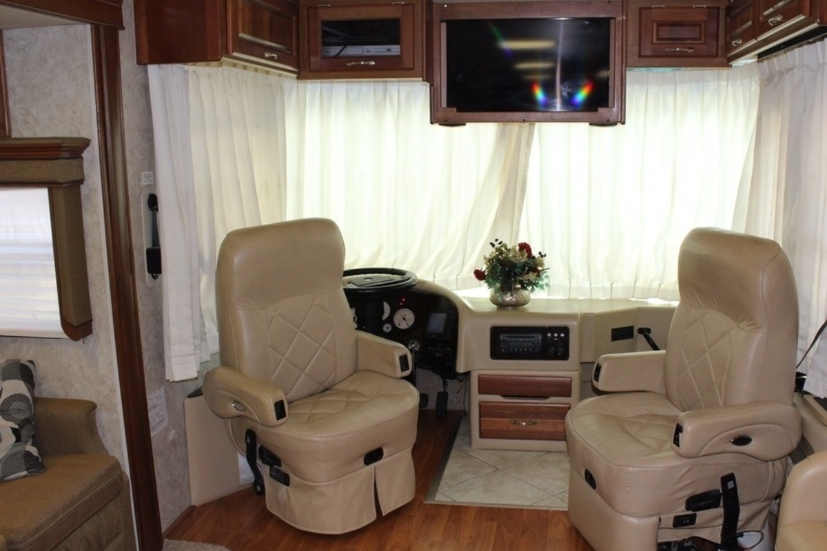 2005 Holiday Rambler Endeavor 40PDQ, 10