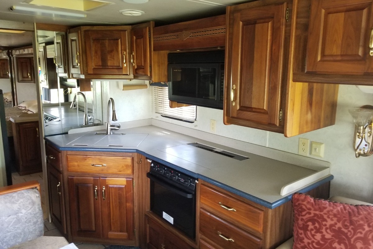 2001 Is holiday Rambler Endeavor 40PBD, 2