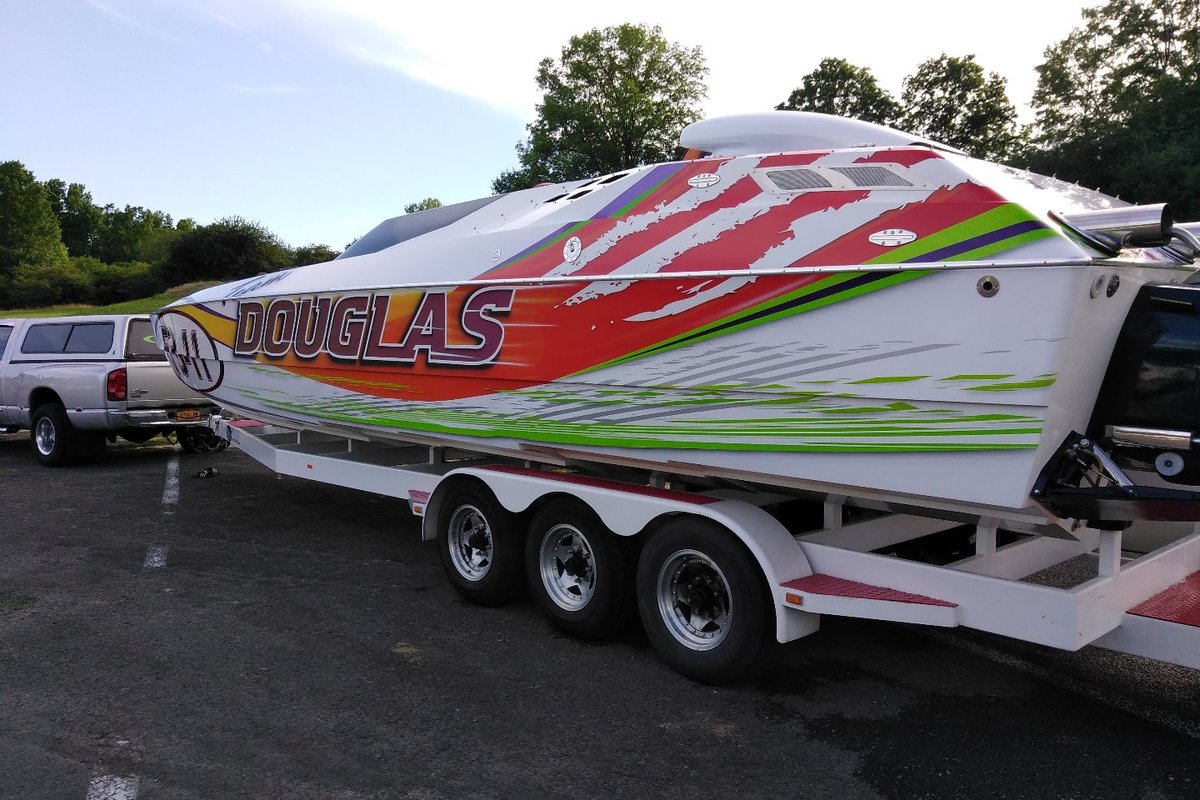 1999 Skater 32B, 7