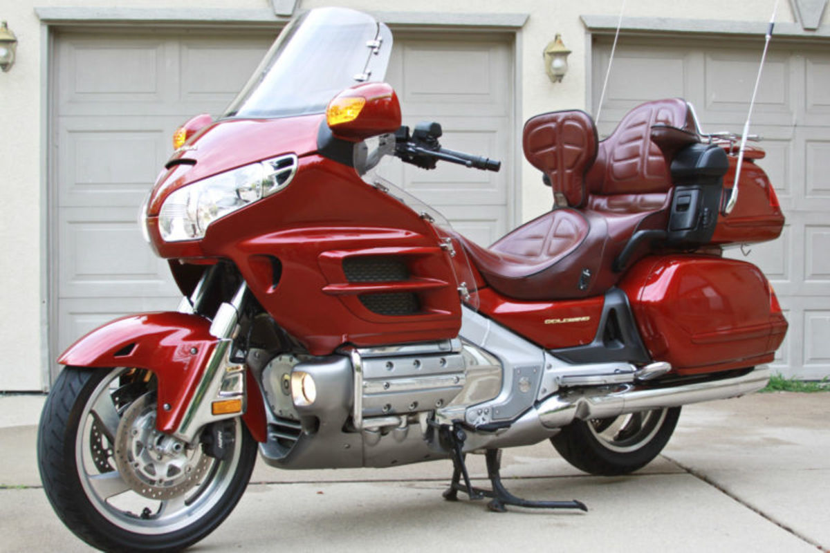 2001 Honda GoldWing GL1800ABS, 1