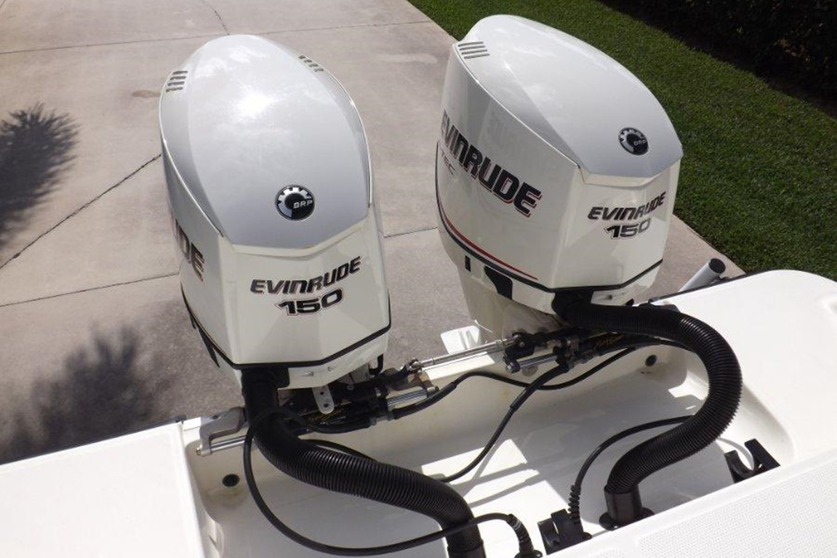 2007 Hydra-Sports Custom 2500 VX Vector Express, 14