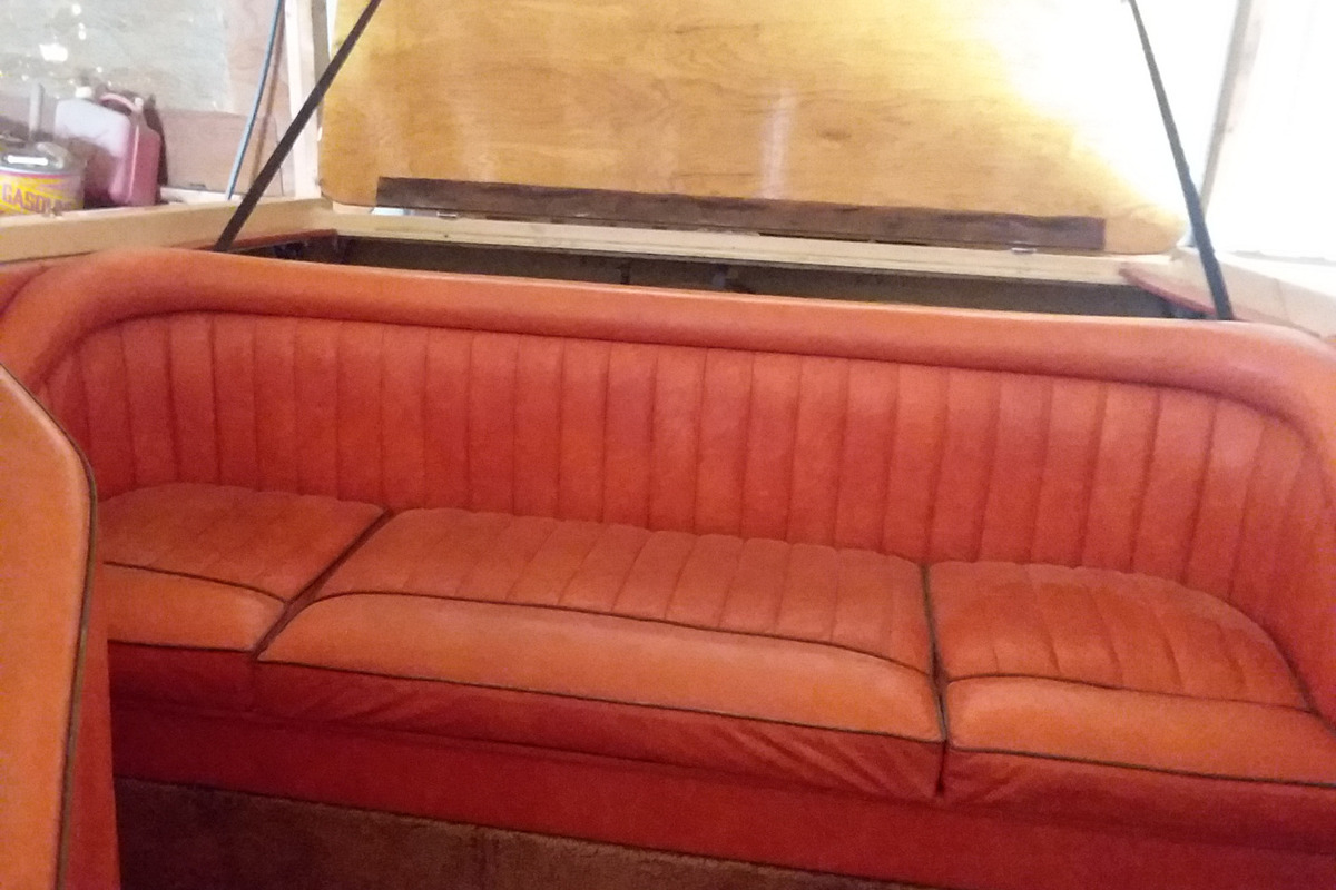 1981 SKV Cabin Day Cruiser, 5