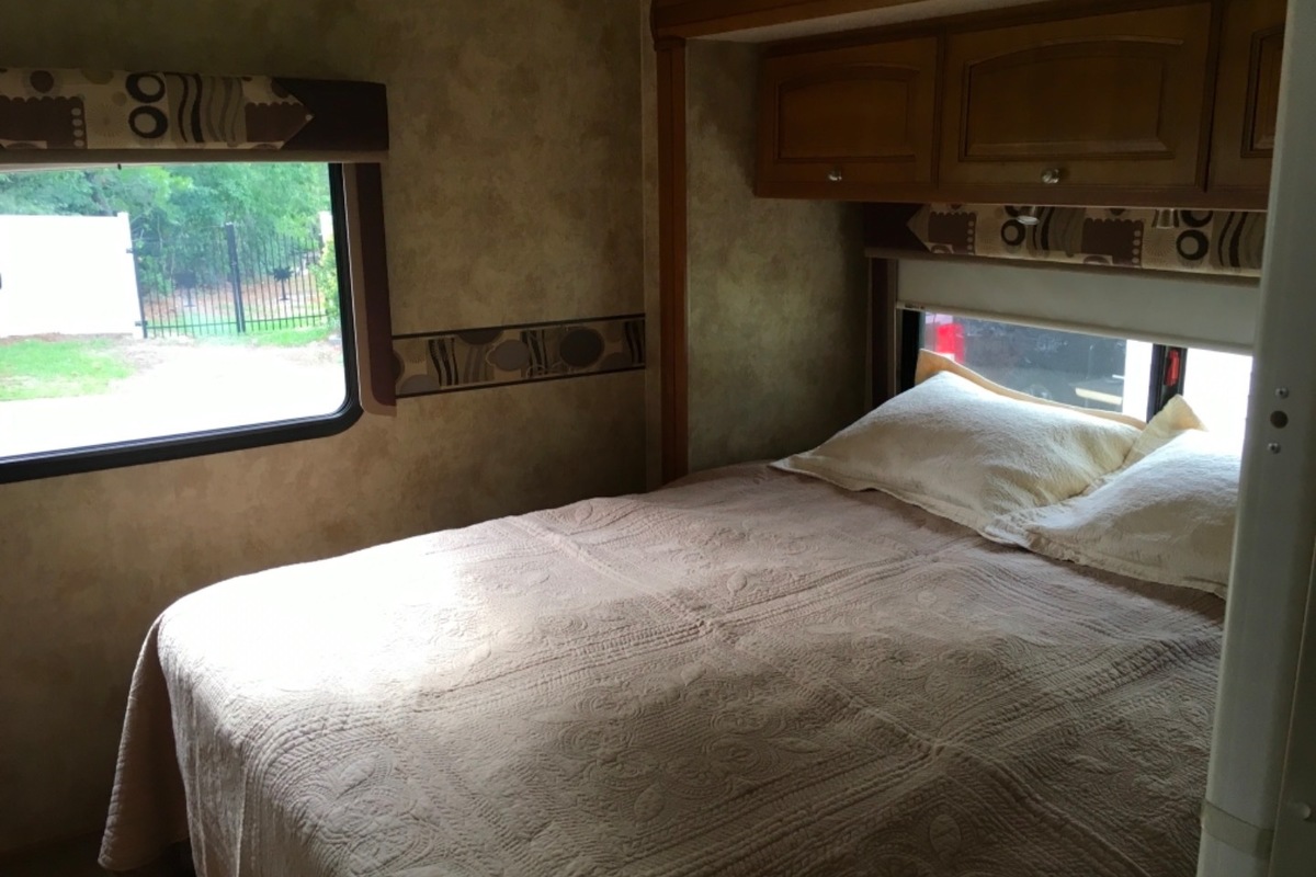 2012 Winnebago Aspect 28t, 2