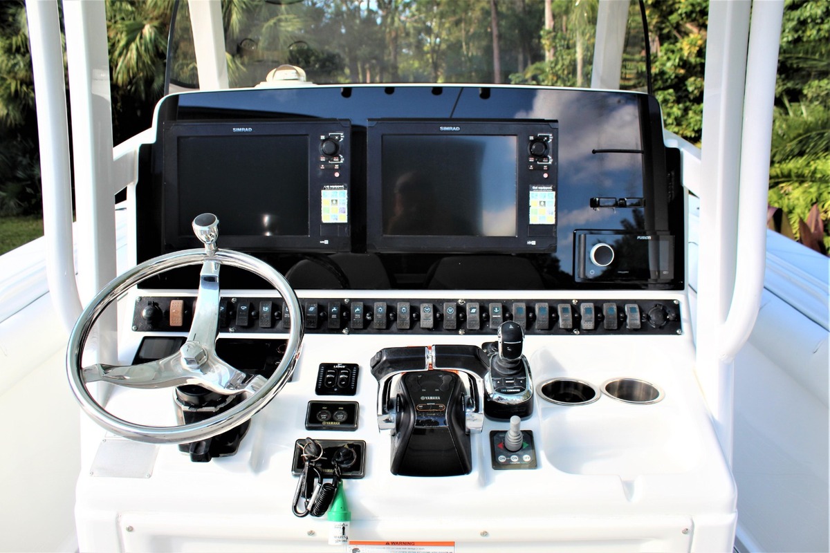 2014 Sea Hunt Gamefish 30, 13