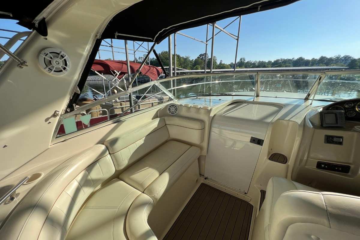 2002 Rinker 342 Fiesta Vee, 21
