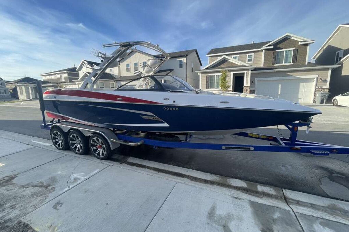 2014 Malibu Wakesetter 24 MXZ, 0