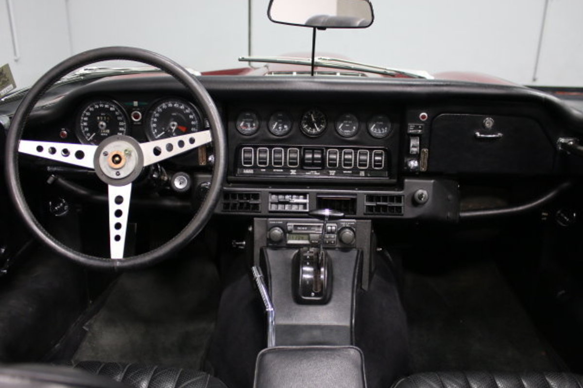 1974 Jaguar XKE, 30