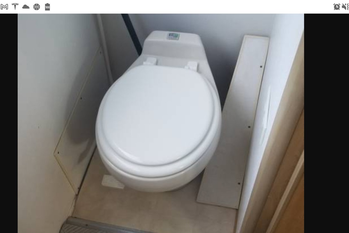 2003 Lazy daze 26.5 rear bath, 9