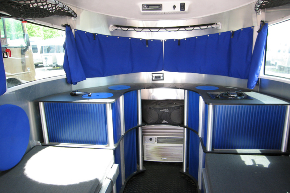 2007 Airstream Basecamp, 13