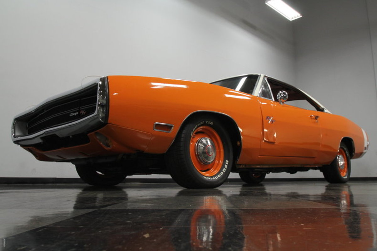1970 Dodge Charger R/T, 8
